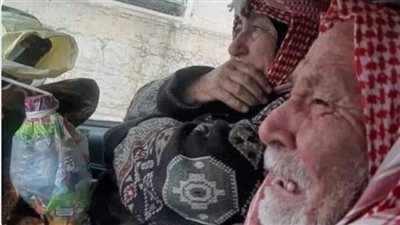 رجل كبير في السن 